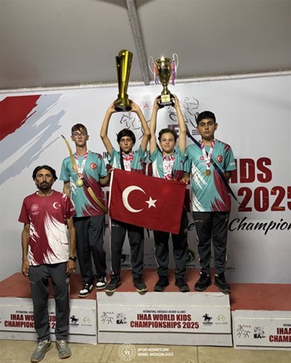Muhammed, atlı okçulukta dünya şampiyonu!