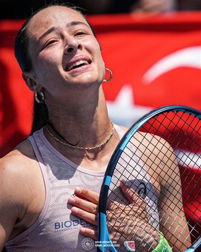 Zeynep’ten Avustralya Açık’ta bir tarihi başarı daha!