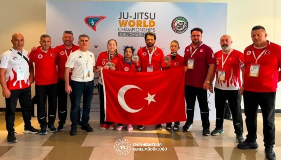 Jujitsu Milli Takımı'ndan 4 madalya! 