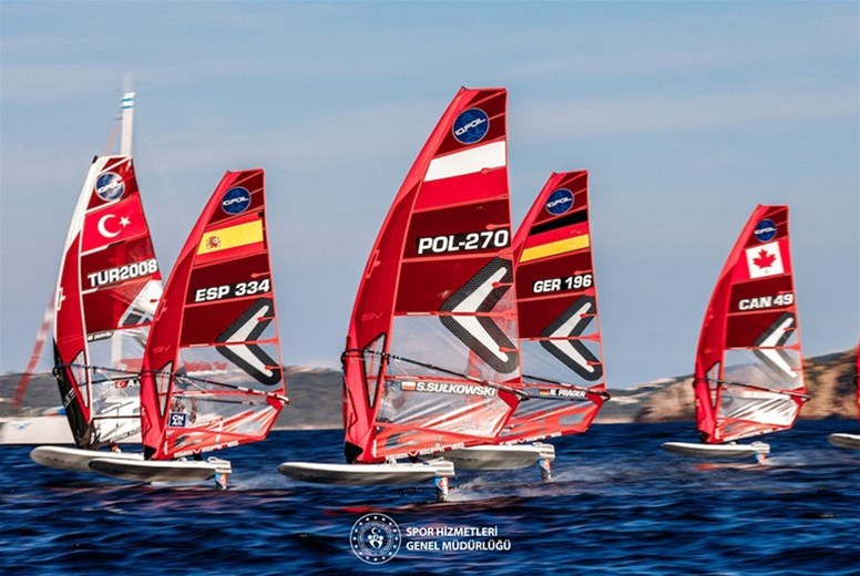 Yelkenden 5 madalya!